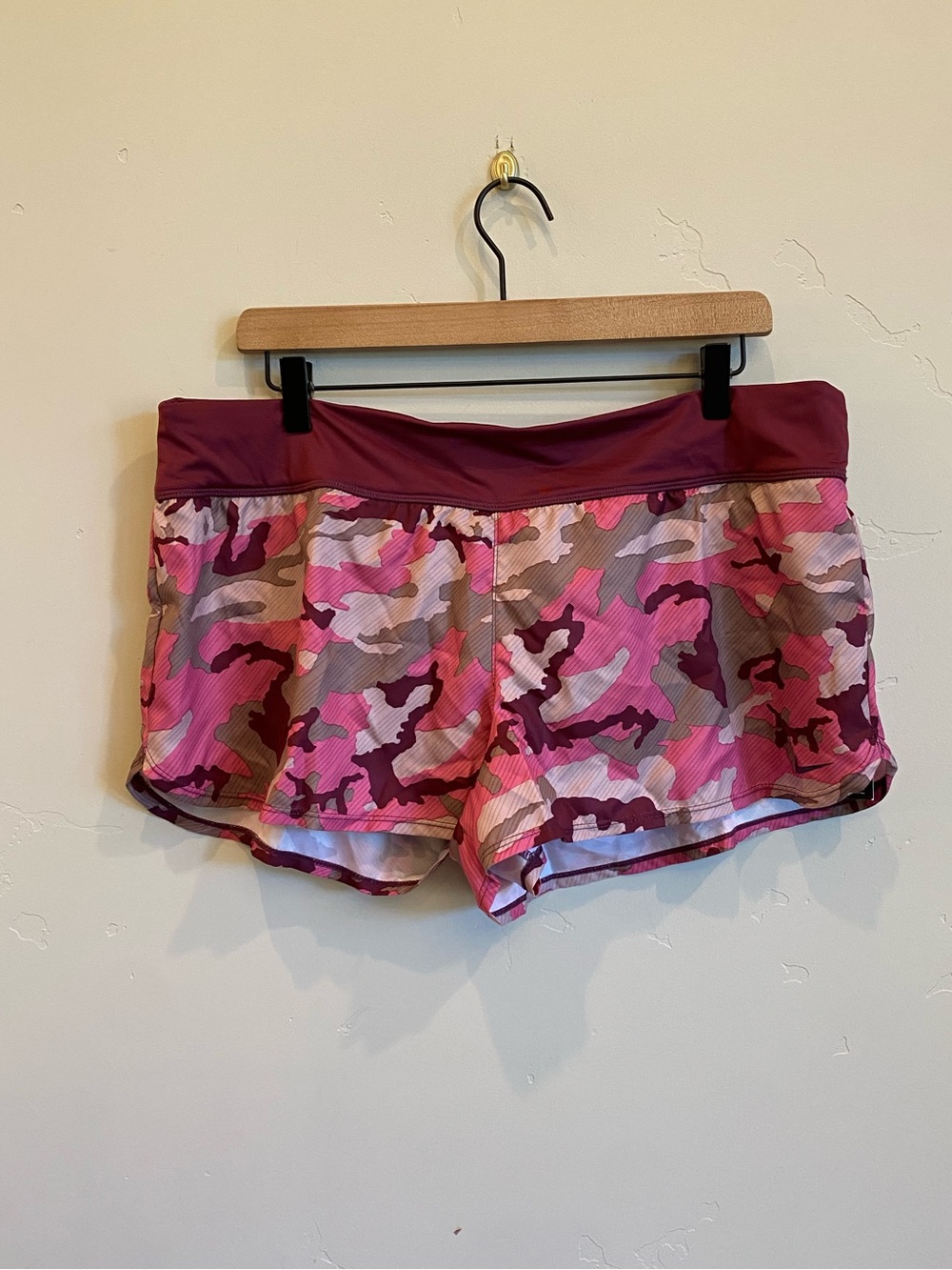 NIKE Pink Camo Element Swim Boardshorts Built-In Briefs